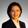 爱游戏平台首席财务官李娜女士半身照